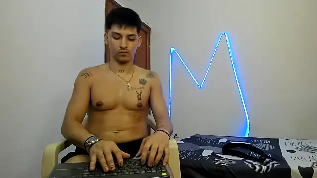 MasterSEX420 live sex cam