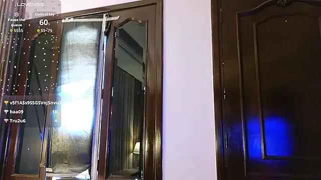 adaraSmiith live sex cam