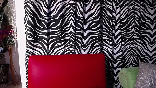 mia_beatles live sex cam