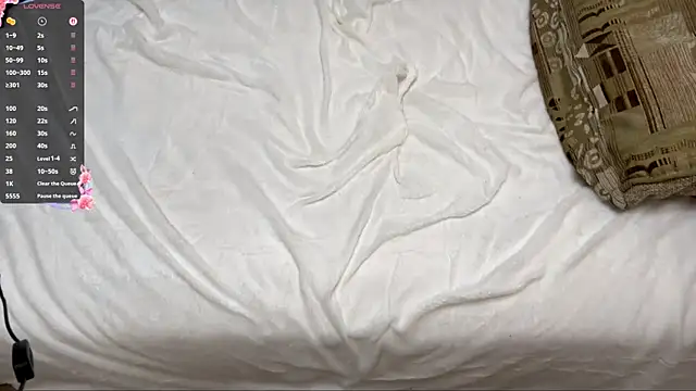 DreamyOlivia live sex cam