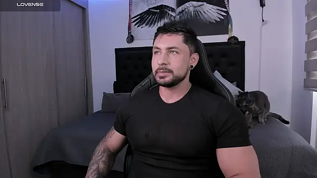santi_aesthetic live sex cam