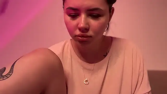 AlmaryKim live sex cam