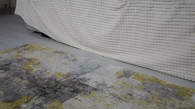 SunnivaCovil live sex cam