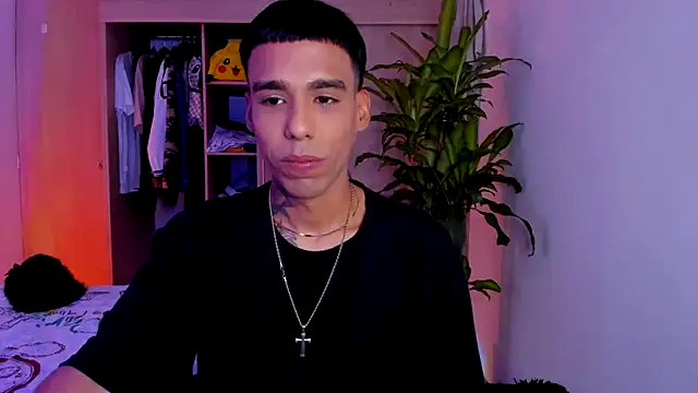 Damianwhite live sex cam