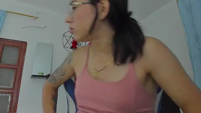 Camila_TransGirl live sex cam