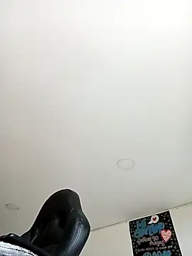 Pingasaboy20 live sex cam