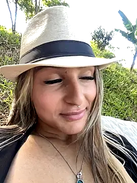 AliceStone19 live sex cam