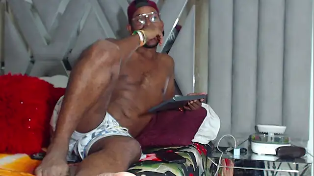 AndyCalifornia1's cam snapshot