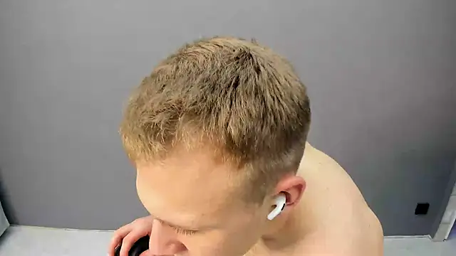 Alex_Madrid live sex cam