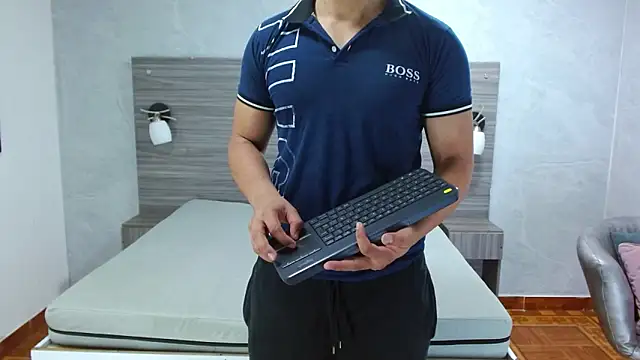 Loony_Zion's cam snapshot