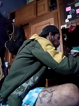 hairy_mannn's cam snapshot