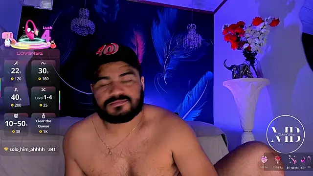 MichaelBear_'s cam snapshot