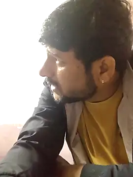 Yourhoney99's cam snapshot