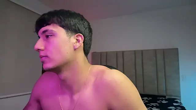 CHRIS_MORGAN1's cam snapshot