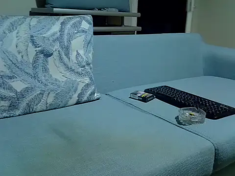 blue-red's cam snapshot