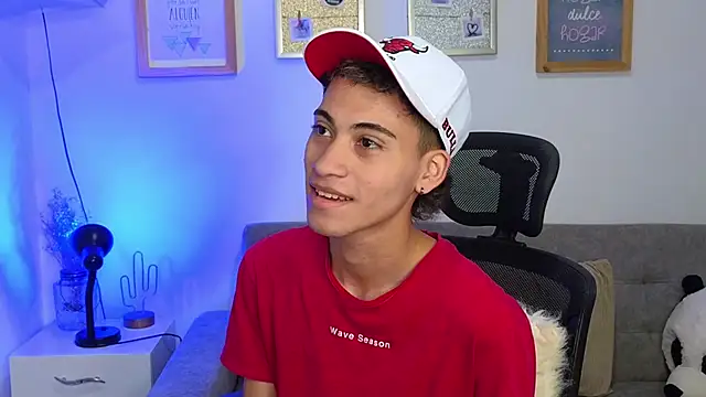 yulian_vasquez's cam snapshot