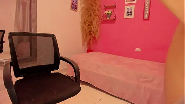 elmasmas01's cam snapshot