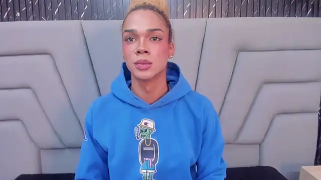 NaomiSteward live sex cam