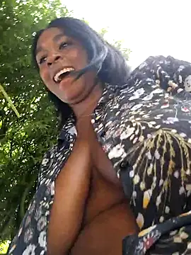 HanaThompson live sex cam