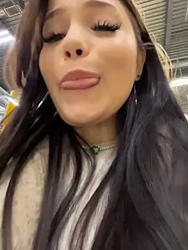 Chloe__Moon live sex cam