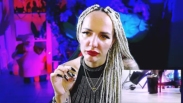 MonicaMaxwel live sex cam