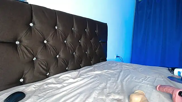 Sweet_hot_mia live sex cam