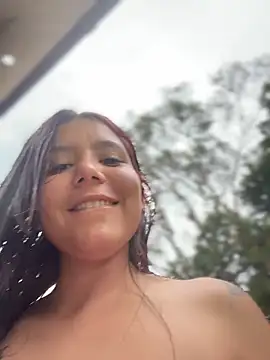 CherrySmirkXXX live sex cam