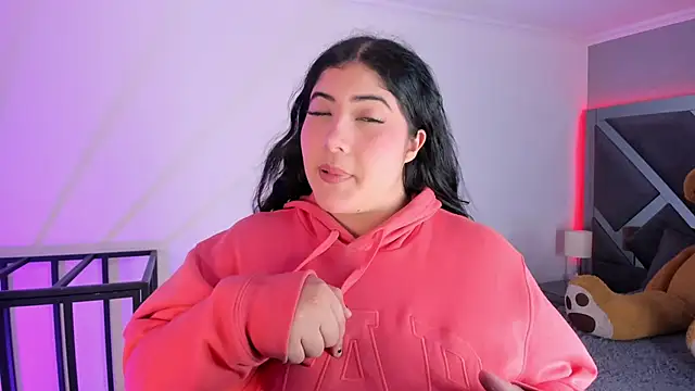 AmberiniHoffman live sex cam