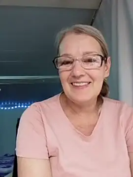 irinamaux live sex cam