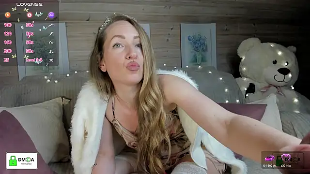 Queenymel live sex cam