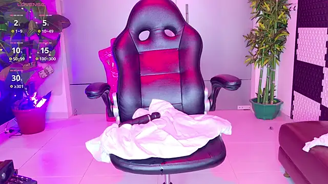 MalaikaBrown live sex cam