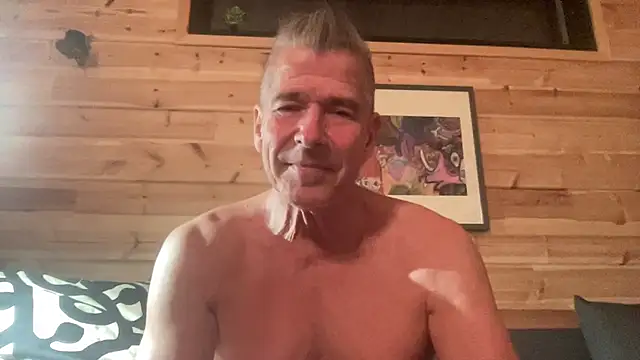 gymdaddypwrbtm's web cam