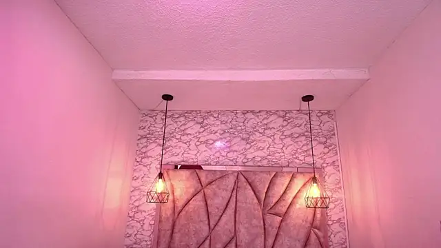 Queen_perla_ live sex cam