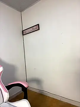 Bella-2005 live sex cam