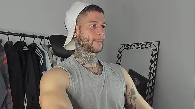 _jamesleandros1's cam snapshot