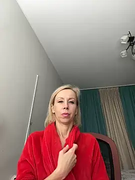 LuxuryNika live sex cam