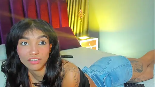 LauraAristizabal live sex cam