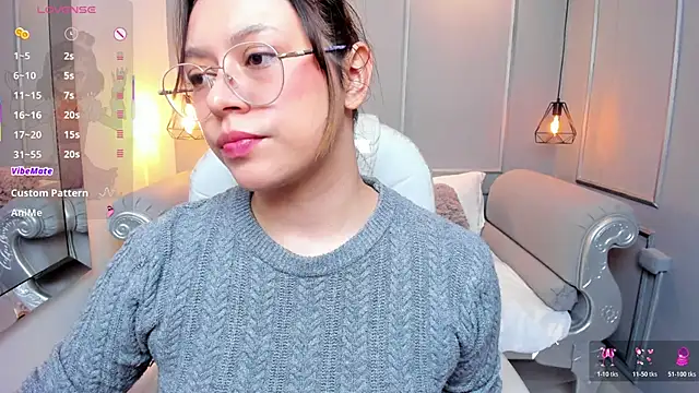 Lanna18 live sex cam