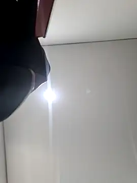 Emily-7_ live sex cam