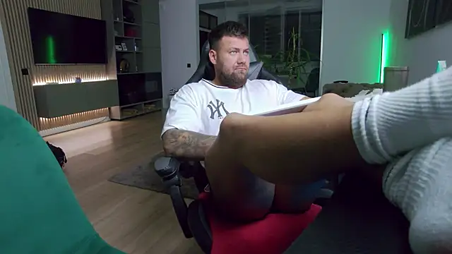 UbbeViking live sex cam