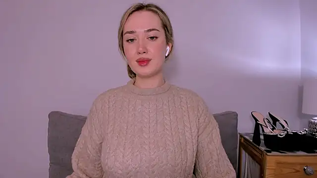 CindyKissable live sex cam