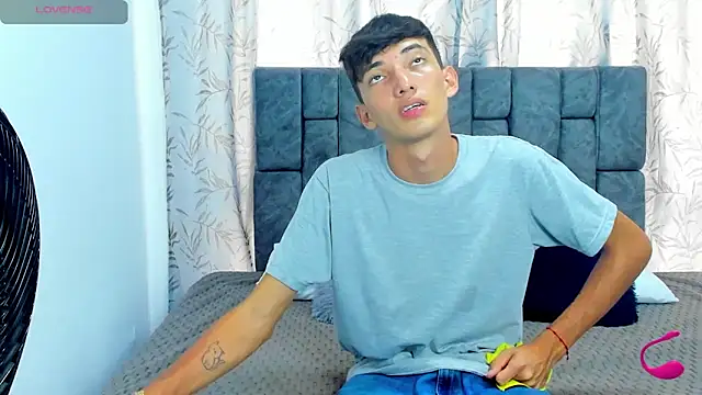 Maikol_Ortiz live sex cam