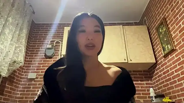 EmmaLeexth live sex cam