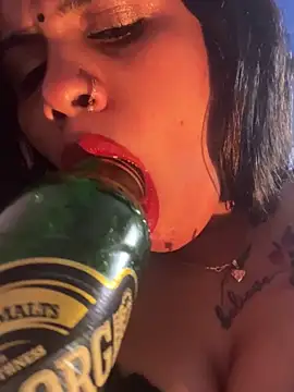 V-Hot-Sweti live sex cam