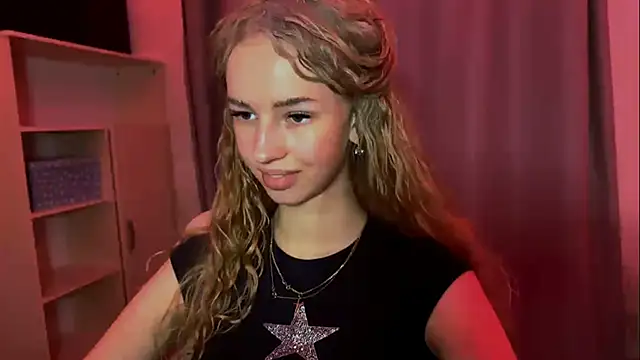 LunaCrave live sex cam