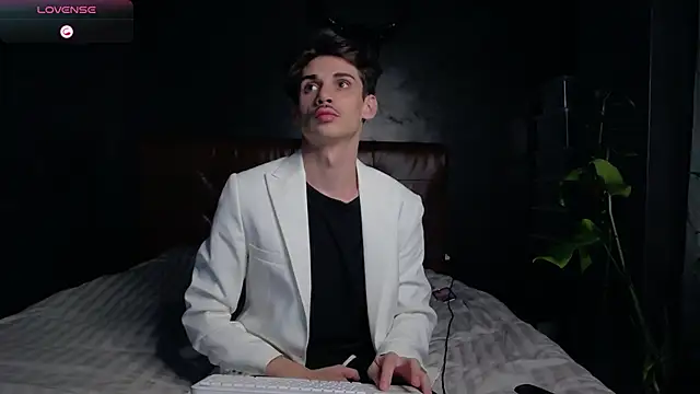 DanielCrush1 live sex cam