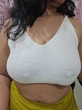 Jassi_Does live sex cam