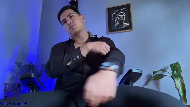 Adrian_Mill3r live sex cam