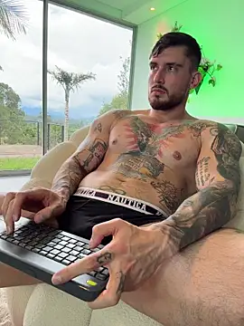 DimitriSullivan_'s cam snapshot