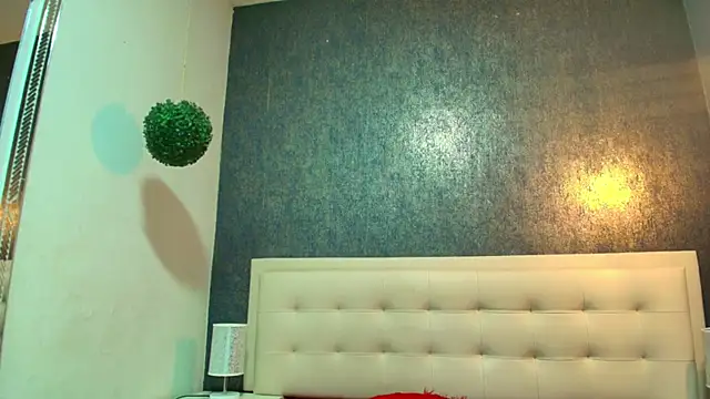 Celestial_Queen_ live sex cam